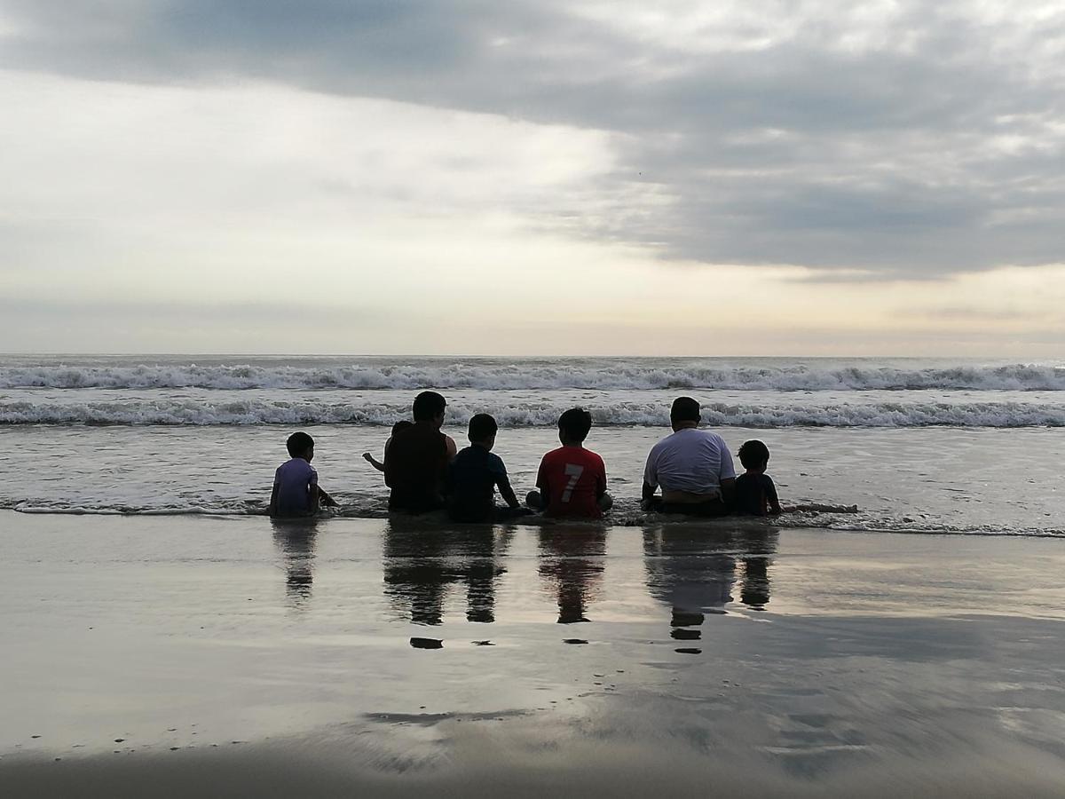 Micasa Timurbay Residence Kampung Sungai Ular Luaran gambar